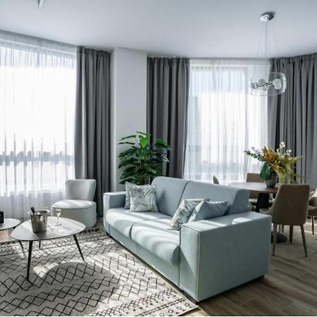 Novos Luxury Suites Bucarest Extérieur photo