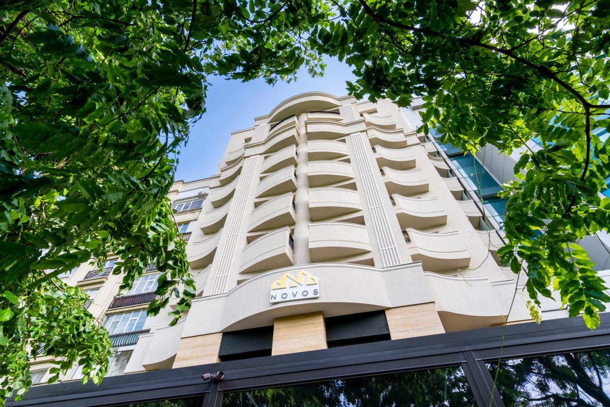 Novos Luxury Suites Bucarest Extérieur photo